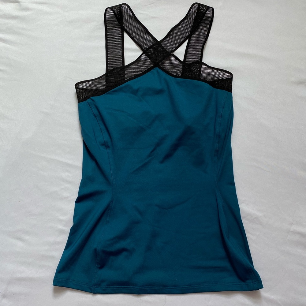 🛍 HEROINE SPORT WORKOUT TOP